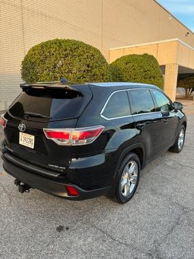 Black 2015 Toyota Highlander Limited Platinum