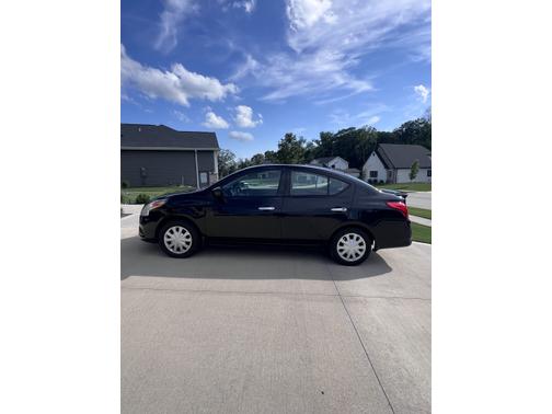 2015 Nissan Versa 1.6 SV