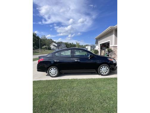 2015 Nissan Versa 1.6 SV