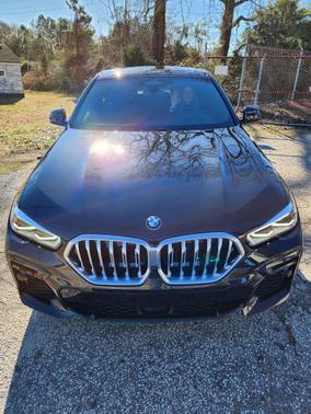 Black 2022 BMW X6 xDrive40i
