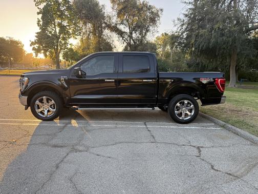 Black 2023 Ford F-150 XLT