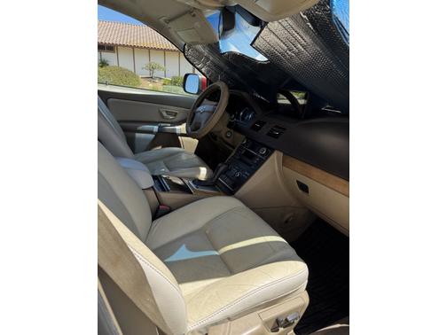 2011 Volvo XC90 3.2