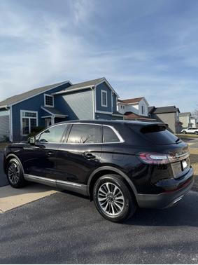 2020 Lincoln Nautilus Standard