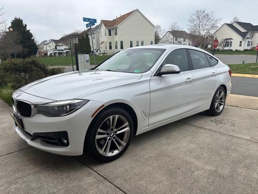 2019 BMW 330 Gran Turismo i xDrive