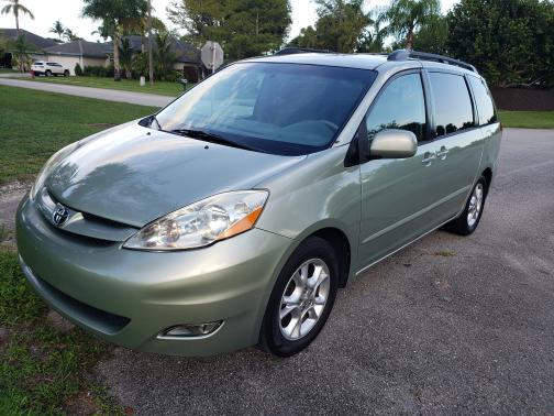 2006 Toyota Sienna XLE