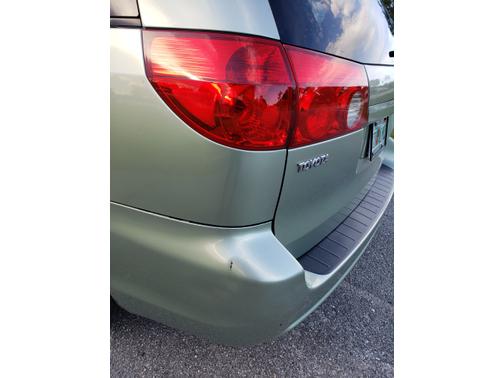 2006 Toyota Sienna XLE