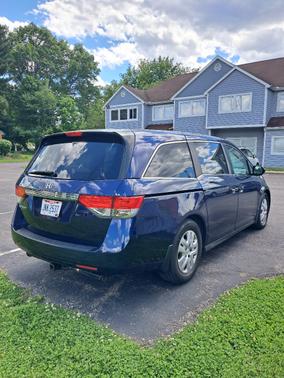 Blue 2014 Honda Odyssey LX