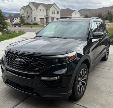 Black 2020 Ford Explorer ST