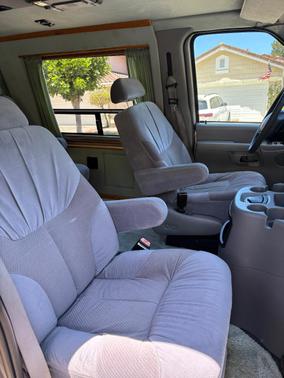Gold 2002 Ford E150 Base