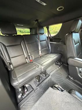White 2022 GMC Yukon XL Denali