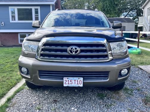 2014 Toyota Sequoia SR5