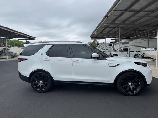 2017 Land Rover Discovery HSE LUXURY