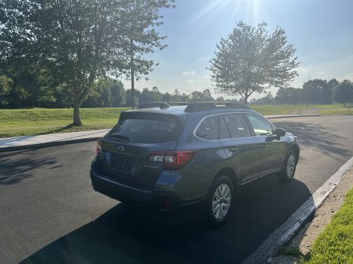 2018 Subaru Outback 2.5i Premium