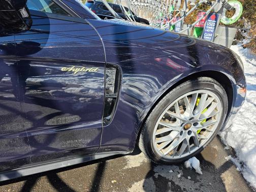 2022 Porsche Panamera Panamera 4 E-Hybrid