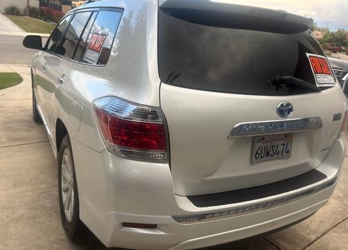 White 2012 Toyota Highlander Hybrid Limited