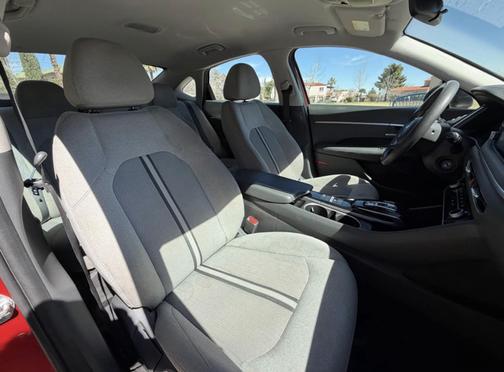 Red 2021 Hyundai SONATA SE