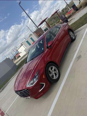 Red 2021 Hyundai SONATA SE