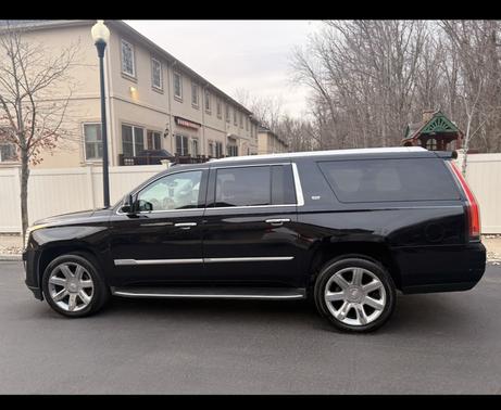 2019 Cadillac Escalade ESV Luxury