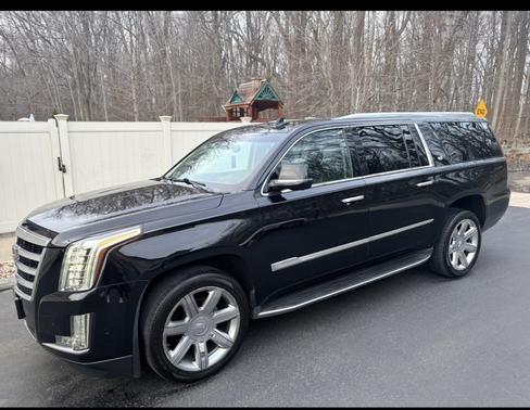 2019 Cadillac Escalade ESV Luxury