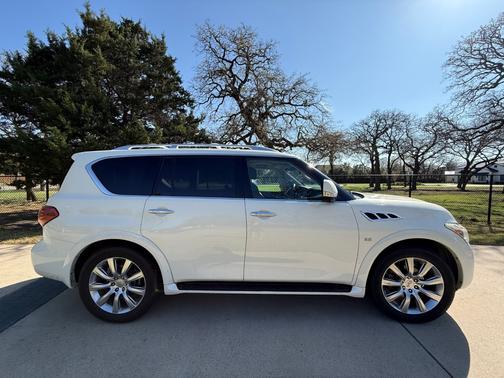 2014 INFINITI QX80 Base