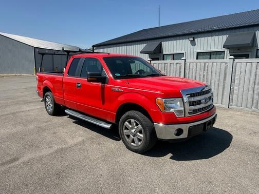 Red 2014 Ford F-150 XLT