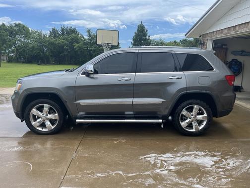 2012 Jeep Grand Cherokee Overland
