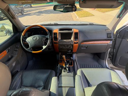 Silver 2005 Lexus GX 470 Base