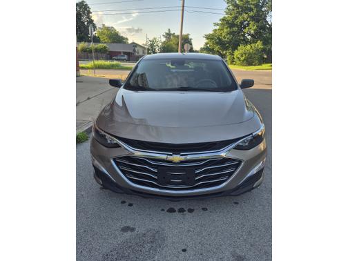 Gold 2023 Chevrolet Malibu 1LS
