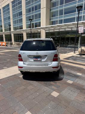 Gray 2010 Mercedes-Benz M-Class ML 350 4MATIC