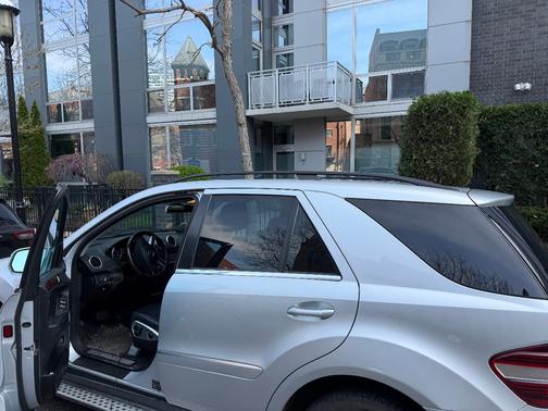 Gray 2010 Mercedes-Benz M-Class ML 350 4MATIC