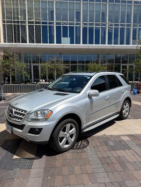 Gray 2010 Mercedes-Benz M-Class ML 350 4MATIC