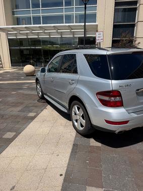 Gray 2010 Mercedes-Benz M-Class ML 350 4MATIC