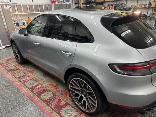 2020 Porsche Macan S