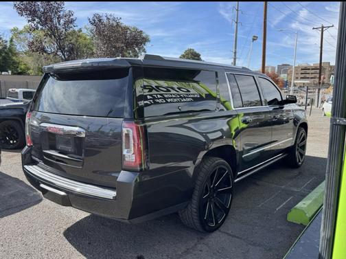 2017 GMC Yukon XL Denali