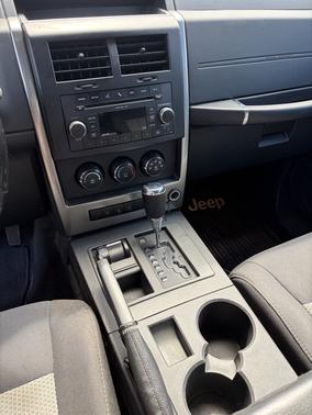 Gray 2010 Jeep Liberty Sport