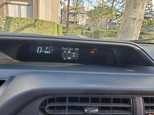 2014 Toyota Prius c Two