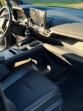 Black 2022 Toyota Sienna XSE