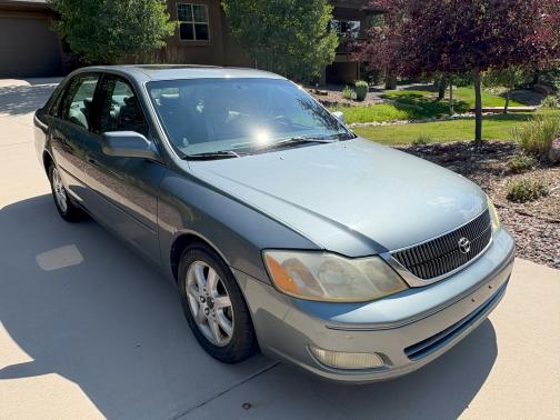 2002 Toyota Avalon XLS