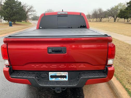 2017 Toyota Tacoma TRD Sport
