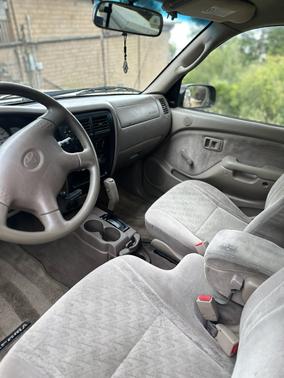 Gold 2001 Toyota Tacoma Xtracab