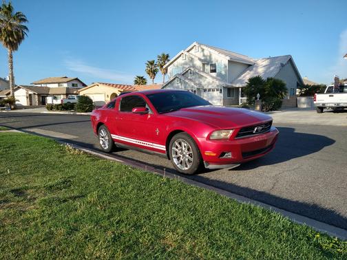 2011 Ford Mustang V6 Premium