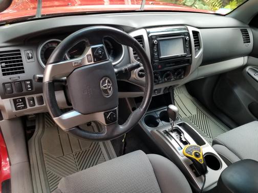 2015 Toyota Tacoma Base