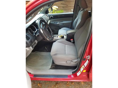 2015 Toyota Tacoma Base