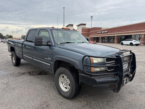 Blue 2006 Chevrolet Silverado 2500 LT H/D Crew Cab