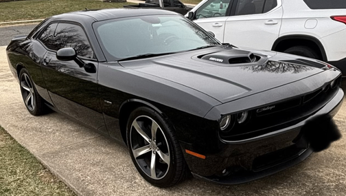2015 Dodge Challenger SXT Plus