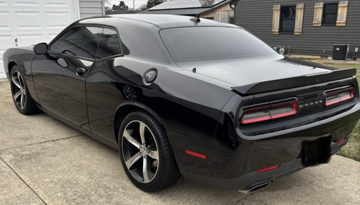 2015 Dodge Challenger SXT Plus