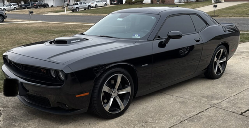 2015 Dodge Challenger SXT Plus