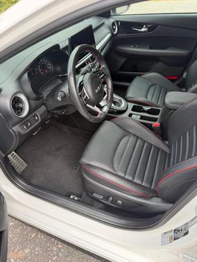 White 2024 Kia Forte GT