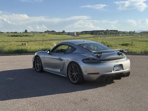 2021 Porsche 718 Cayman GT4