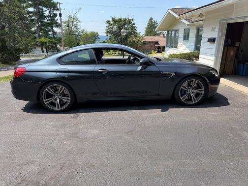 Gray 2013 BMW M6 Base